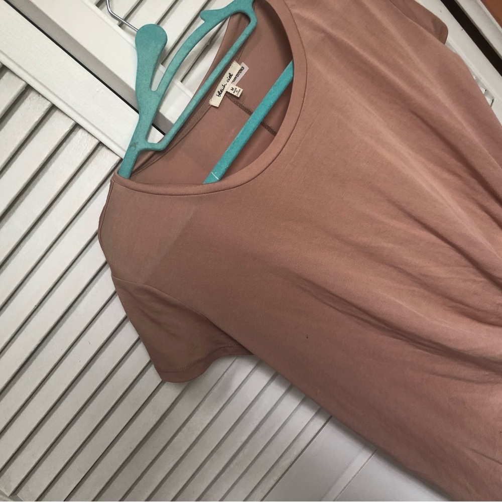 Peach tee - Picture 2 of 5